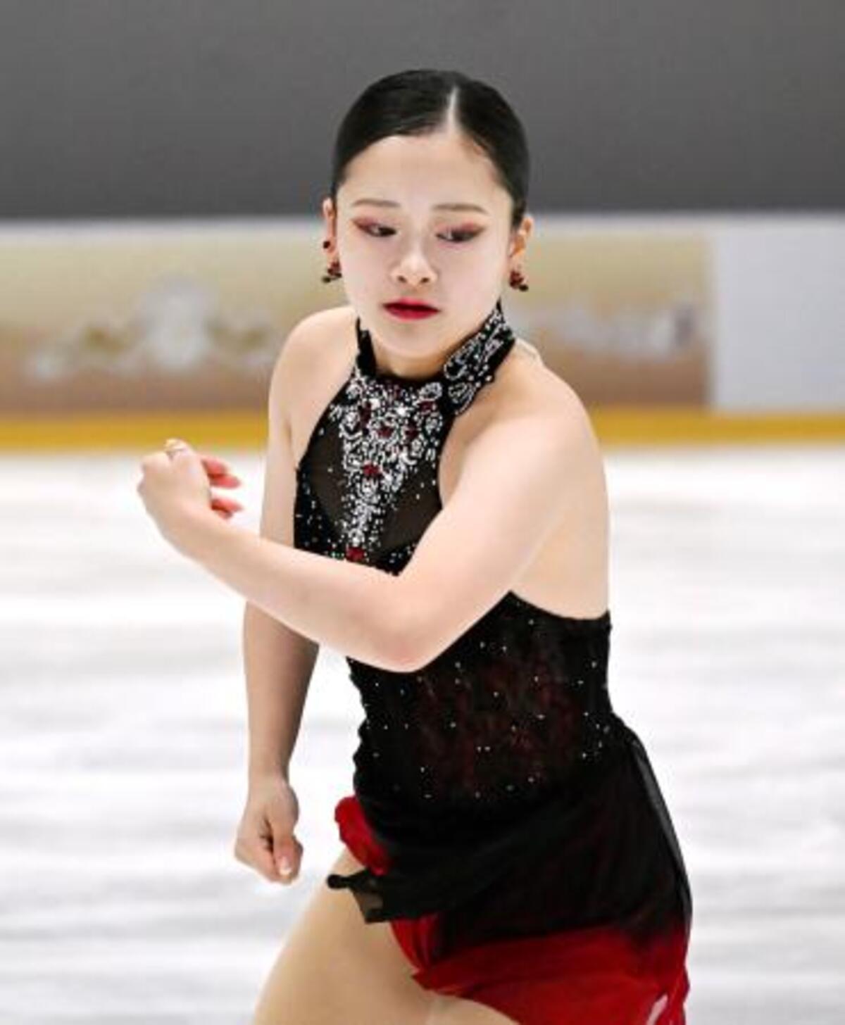 渡辺SP15位、山本棄権　フィギュアCSが開幕